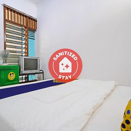Spot On 91723 Sony Homestay Syariah Сукабумі Екстер'єр фото